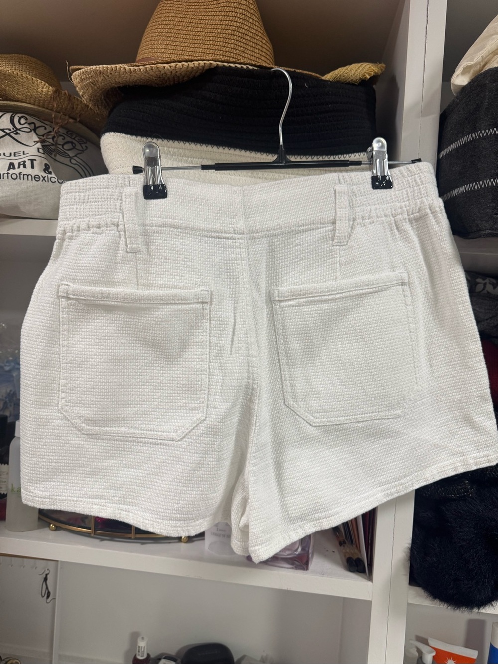 Favorite Daughter White Textured Shorts | Size Medium - Picture 4 of 8